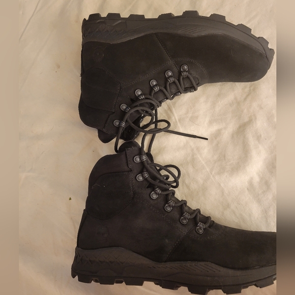 NWOB!  TIMBERLAND  Size 13... Men's black suede boots - Picture 5 of 9